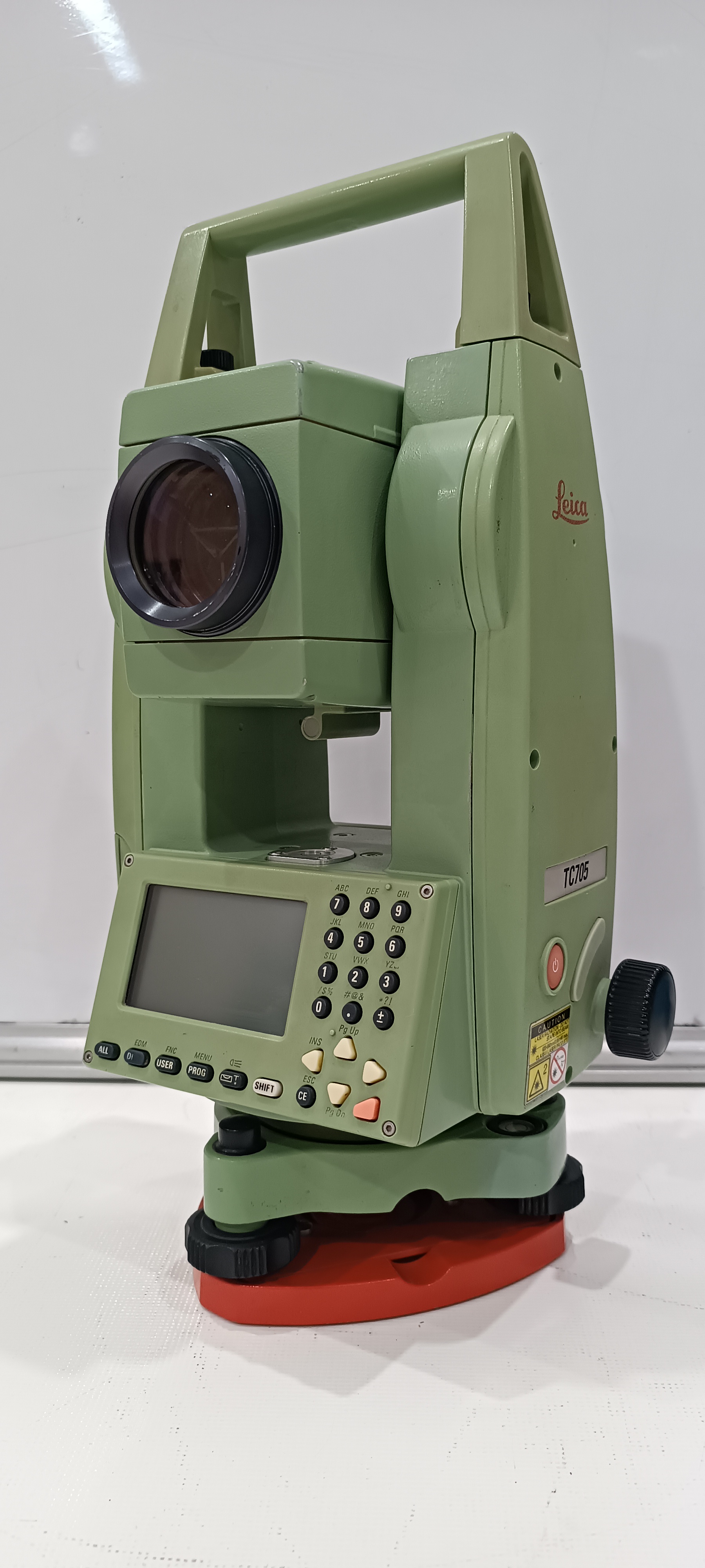 توتال استیشن لایکا مدل LEICA TC 705 فوق العاده تمیز