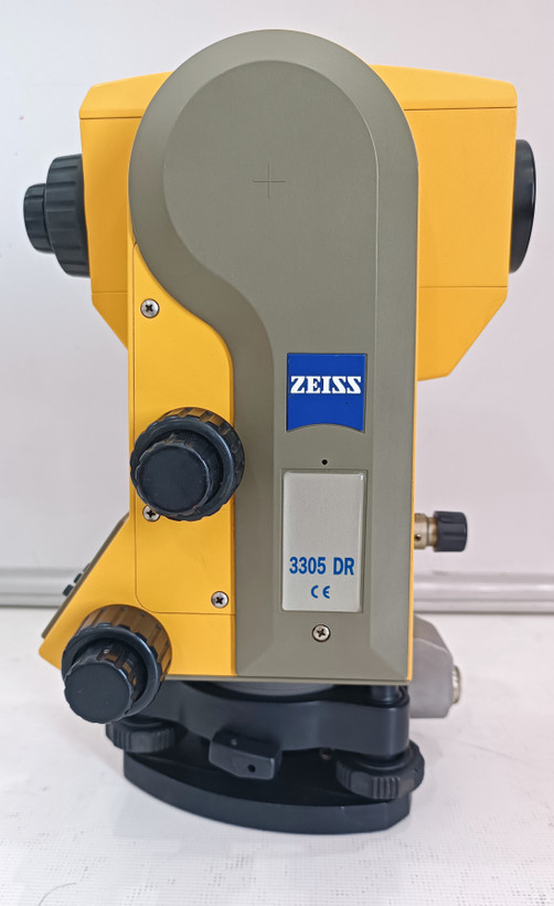 توتال استیشن تریمبل مدل Trimble 3305 DRفوق العاده تمیز
