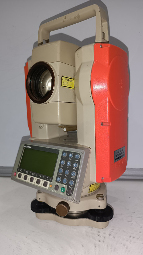 توتال استیشن پنتاکس مدل PENTAX R300 کارکرده