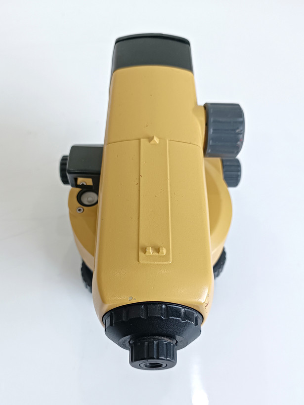 ترازیاب اتوماتیک تاپکون مدل TOPCON AT-B4 کارکرده