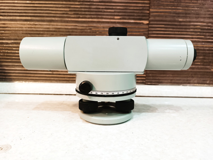 ترازیاب اتوماتیک زایس مدل ZEISS NI 3 ساخت آلمان،کارکرده